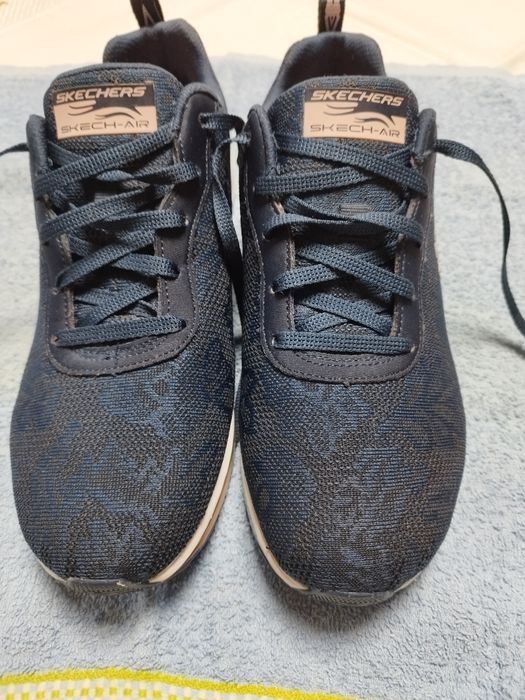Sapatilhas sckechers novas