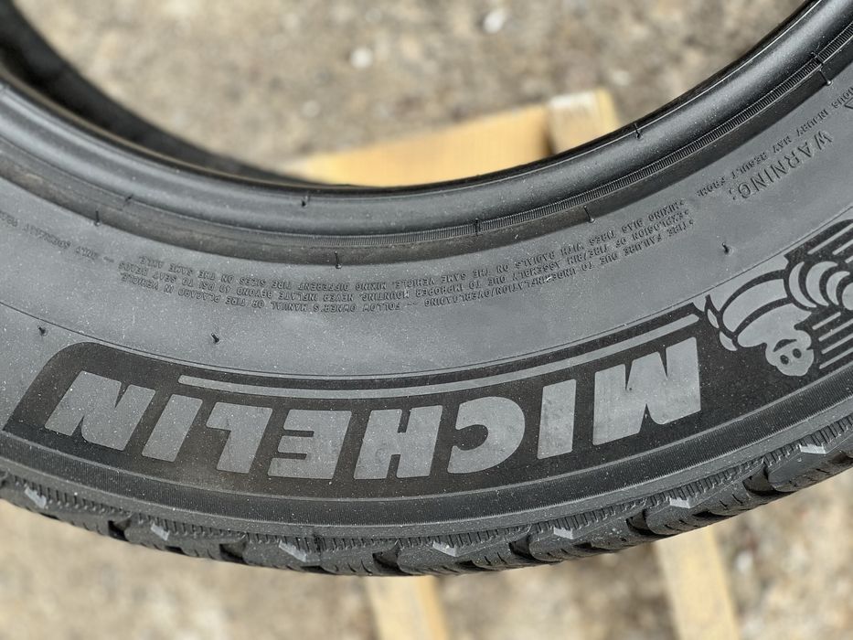 Топова шина‼️215/65 R17 Michelin Pilot Alpin5 2021 рік 6.2мм