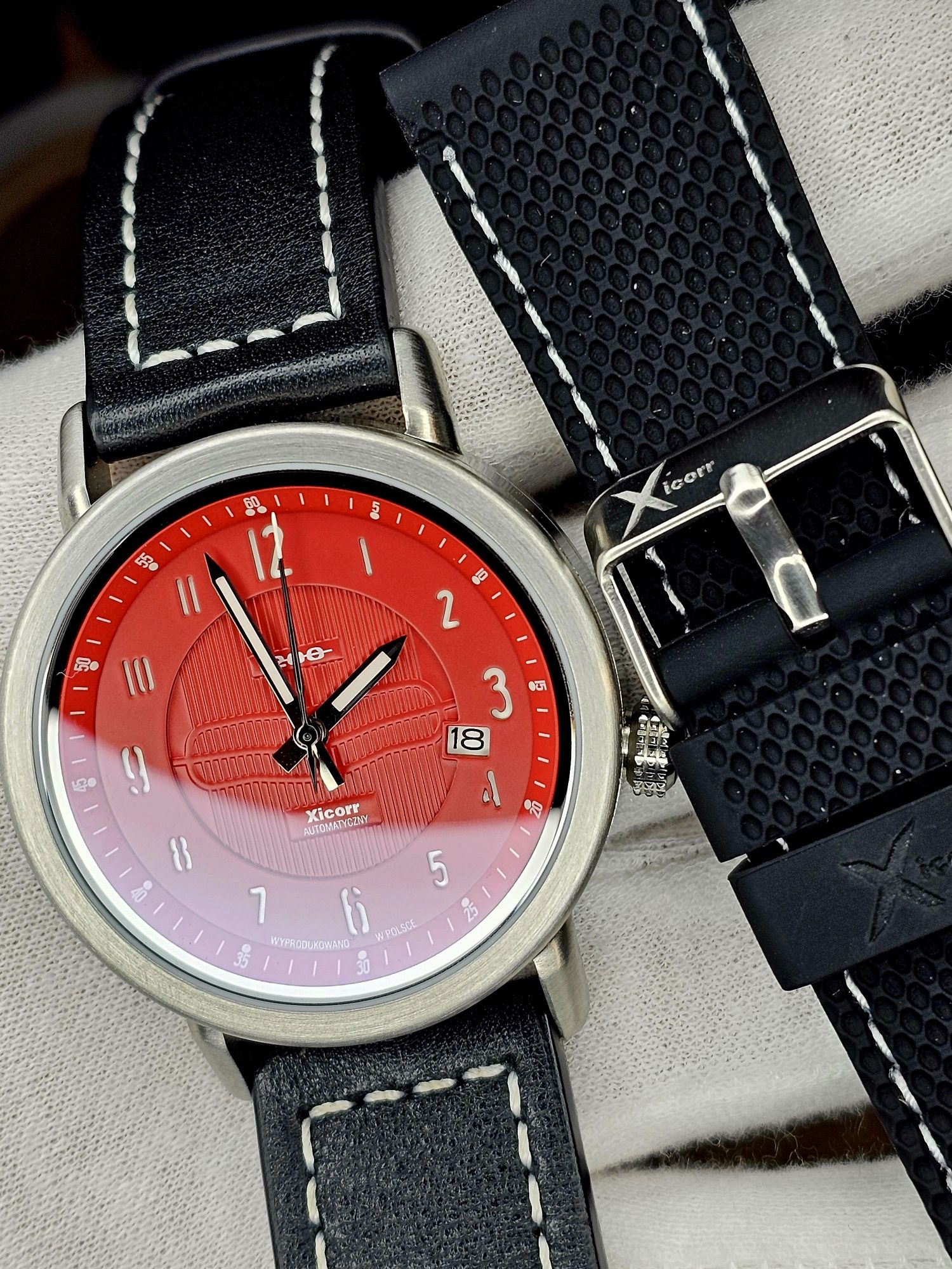 Xicorr  200 RD (RED) nowy zegarek męski + dwa paski ciężko dostępny