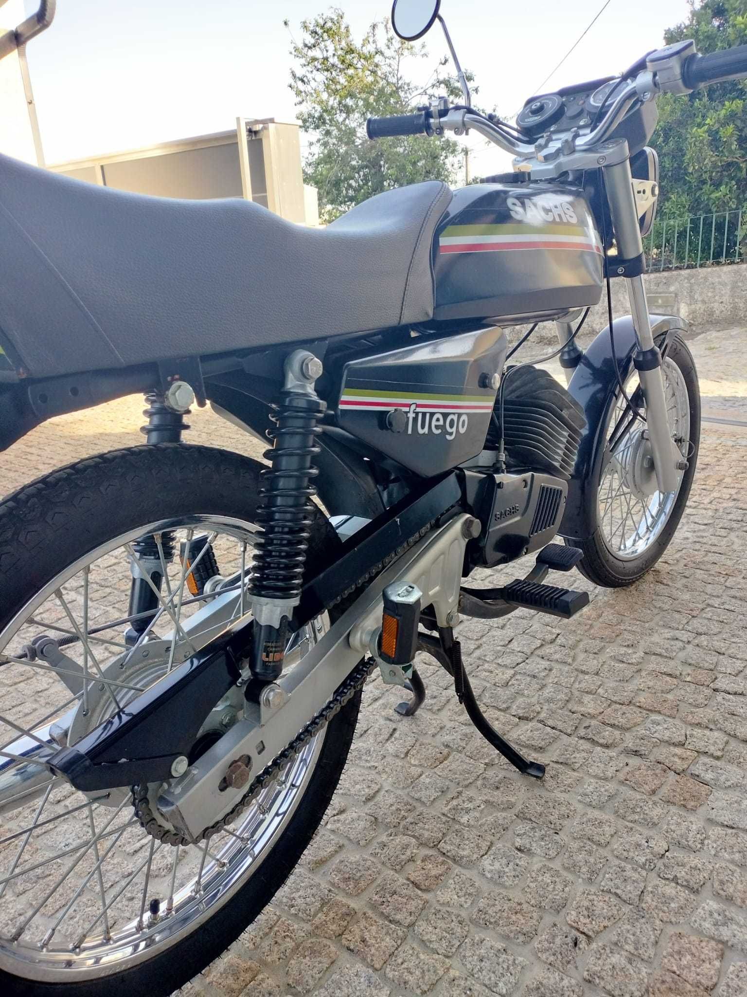 Sachs fuego preta