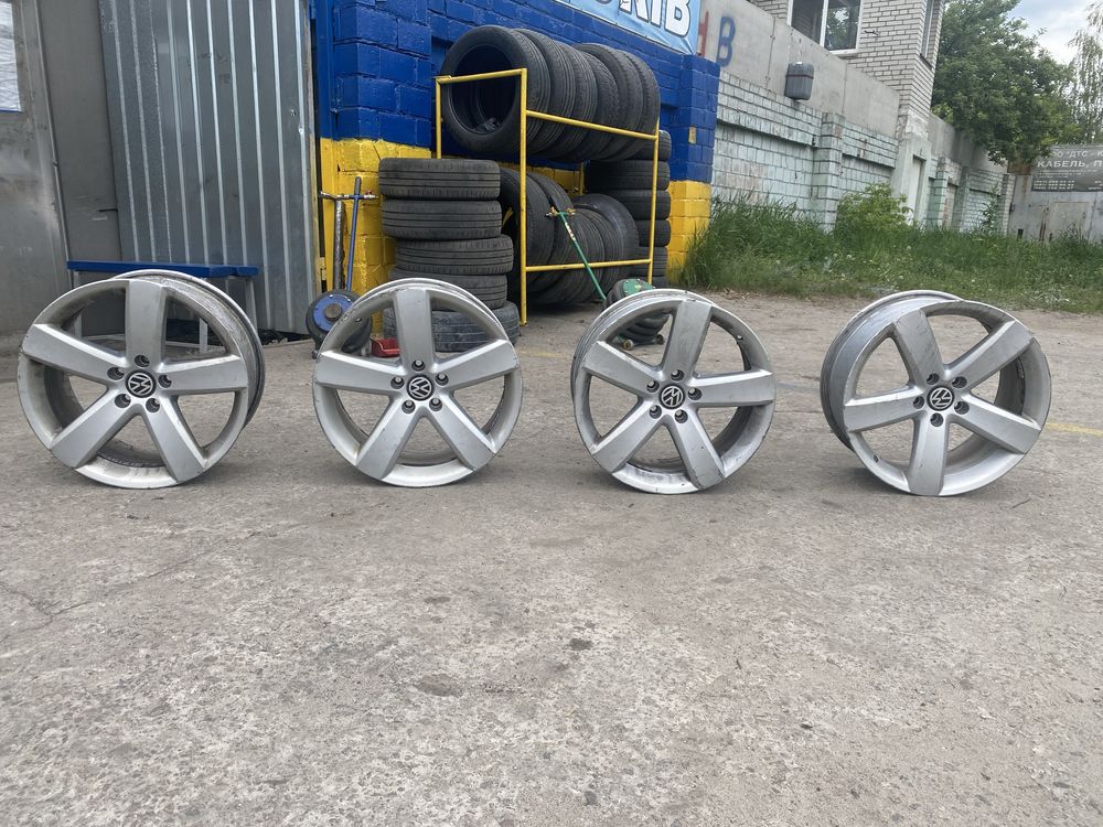 Диски орикінал VW r18, 5x112