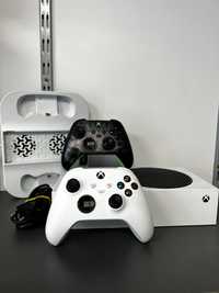 Konsola Xbox Series S 512 GB / 2 Pady