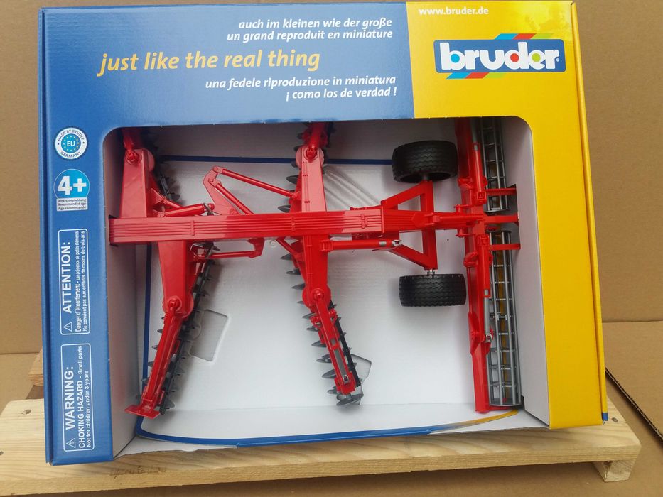 Іграшки Брудер, Культиватор Брудер, Трактор bruder
