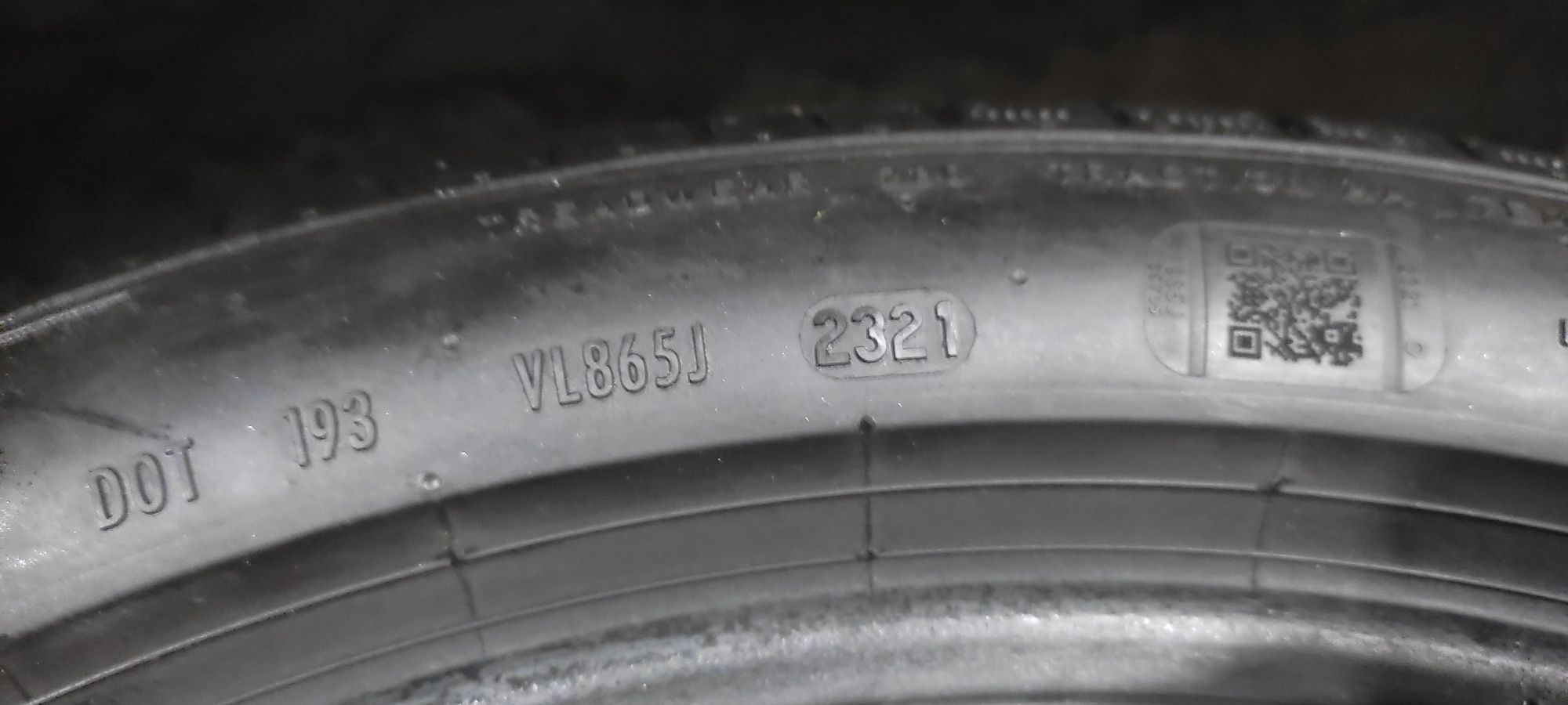 666 Бронированные летние шины R19 255/40 Pirelli