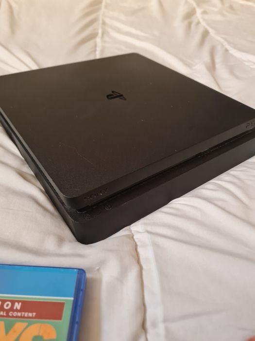 PlayStation 4 + jogo