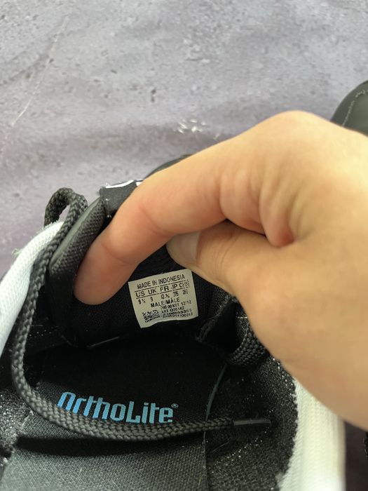 Кросівки adidas neo