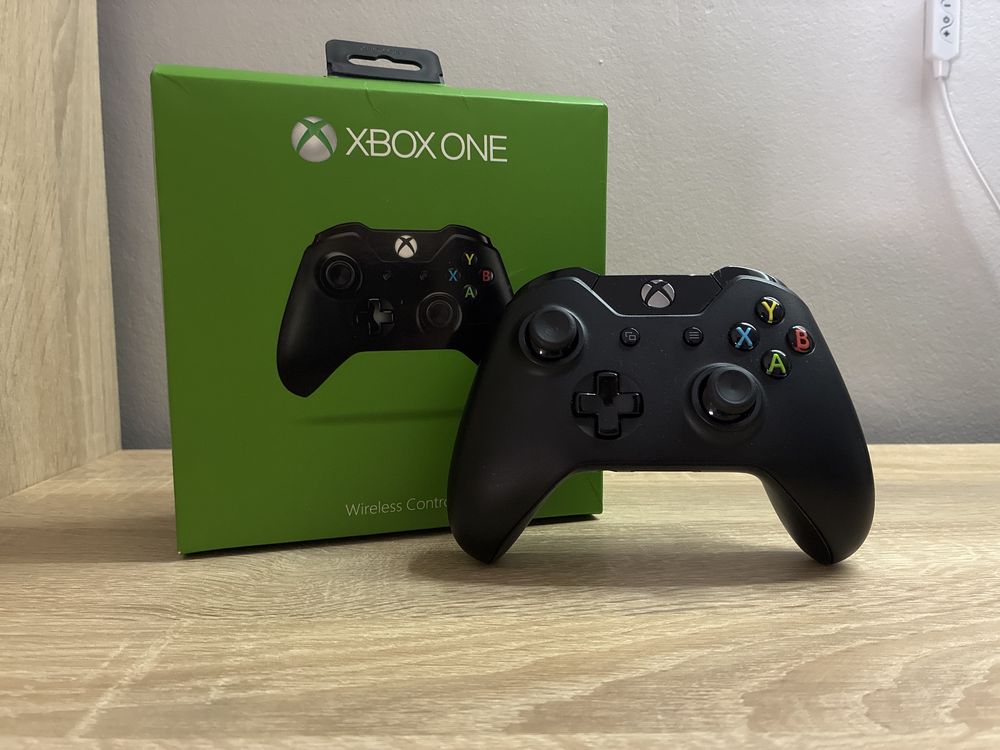 Oryginalny kontroler xbox one ZAREZERWOWANE