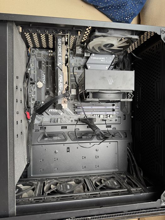 Komputer stacjonarny asus rtx 3060 amd ryzen 7 5800x3d