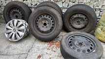 Komplet Opony zimowe + felgi stalowe + kołpaki - 195/65 R 15 Tsztuk 5