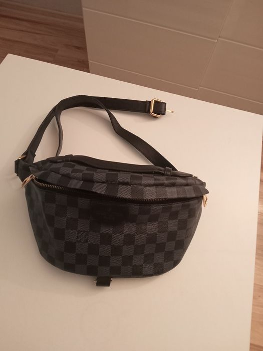 Saszetka/ nerka na pasku Louis Vuitton