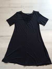 Czarna cieniutka sukienka
