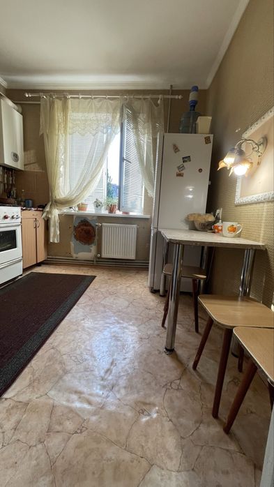 Продаж 3 кім з АО 1 кмкр працюємо з сертифікатами