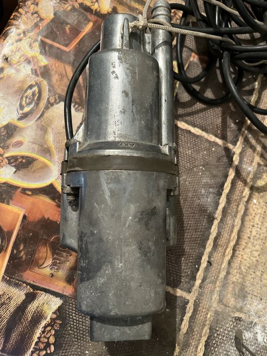 Продам насос погружной Ручеек