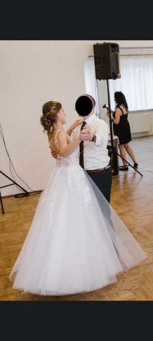 Suknia ślubna litera A
