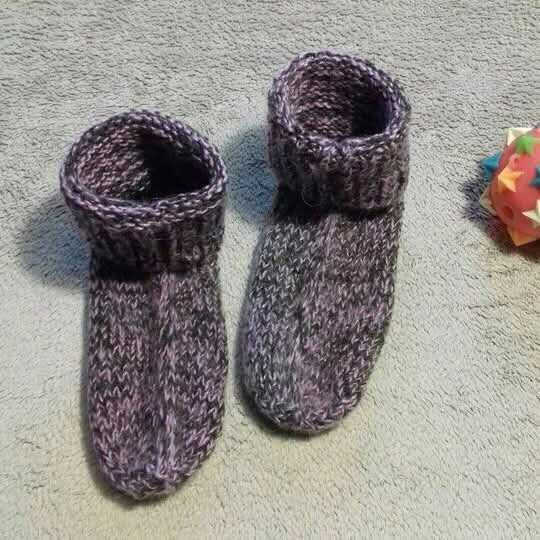 Высокие тёплые женские шерстяные носки для домашнего гардероба