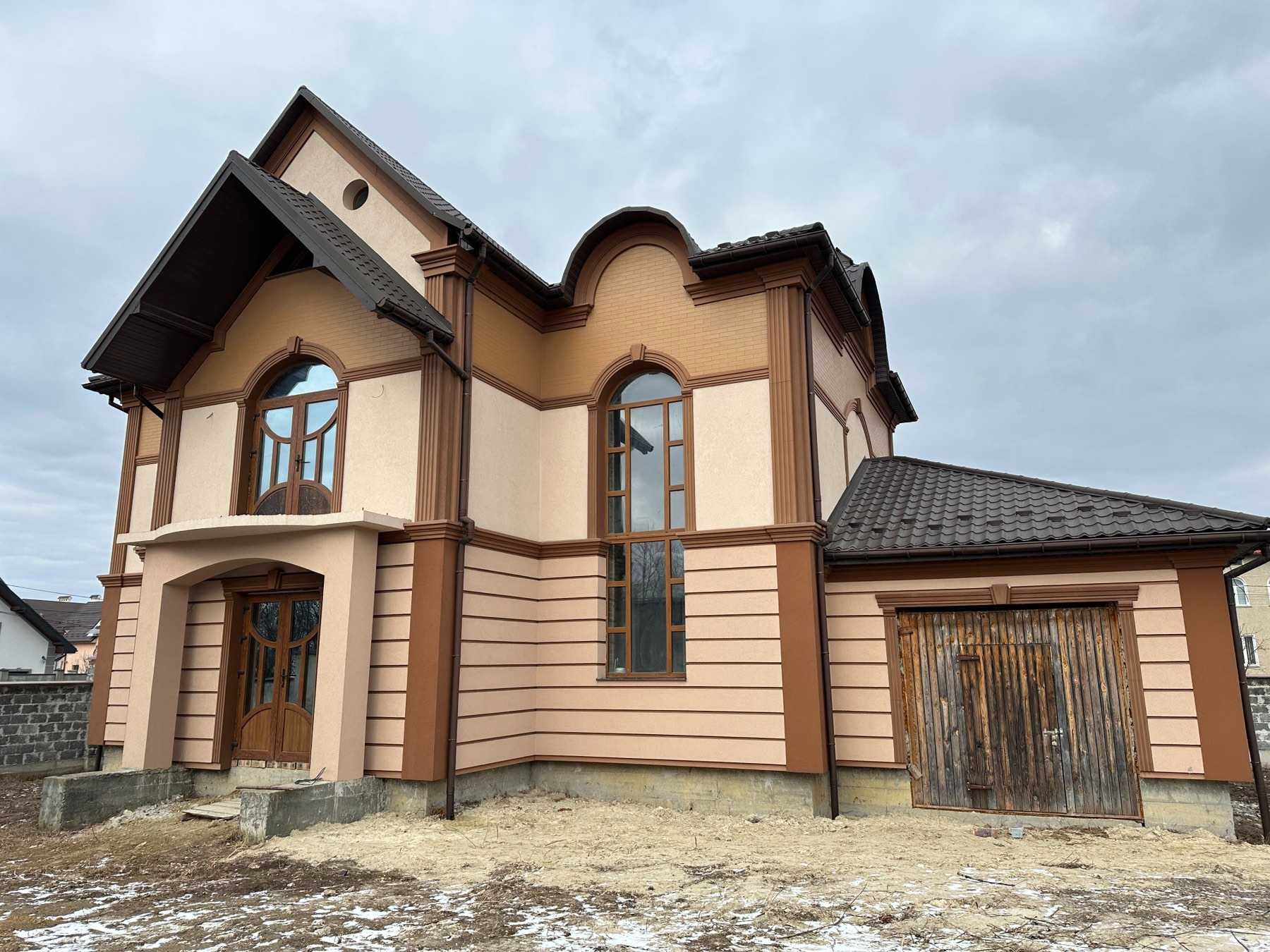 Шикарний будинок біля Івано-Франківська