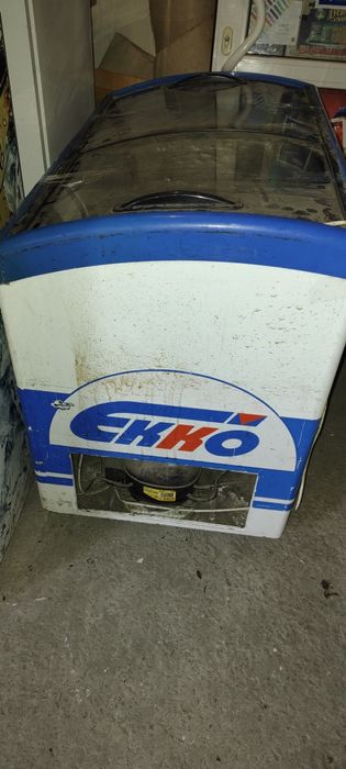 Холодильник- витрина бу 3 шт. Морозилки.