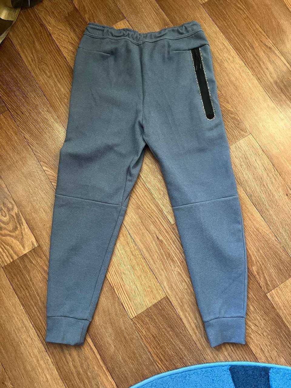 Nike tech fleece