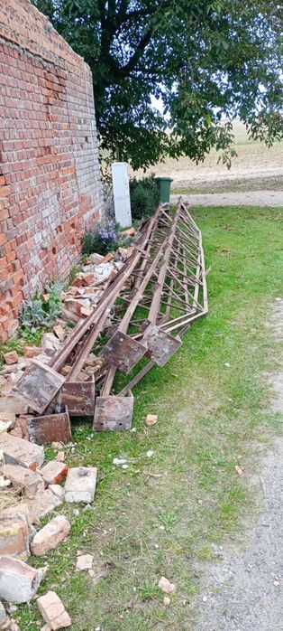 Wiązary dachowe stalowe