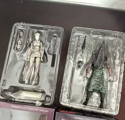 Actions figures Silent Hill