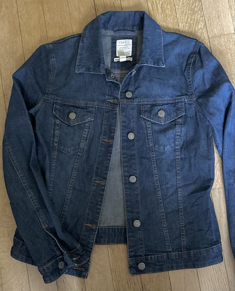Продам джинсову куртку фірми GAP,ESPRIT (M.L)