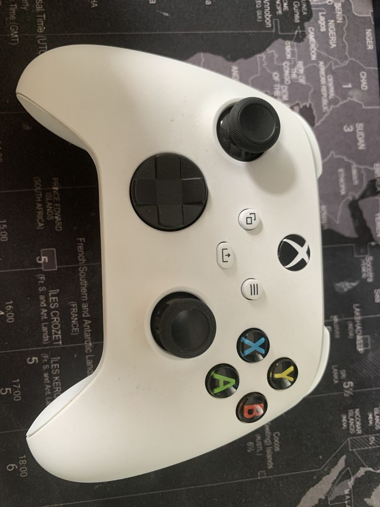 Microsoft Official Xbox One S Wireless Controller- White