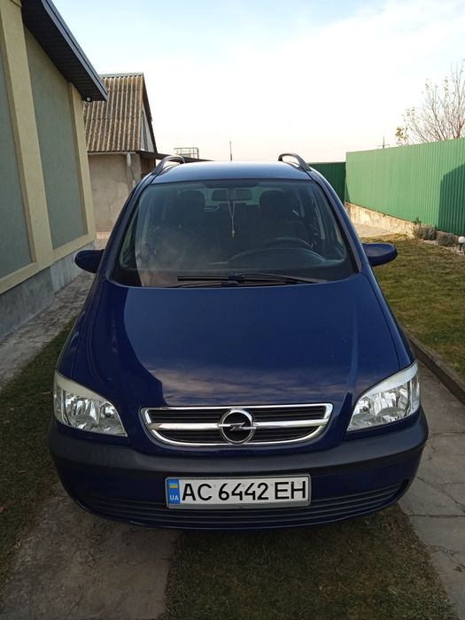 Опель Зафіра А 1,8 бензин 2005 рік