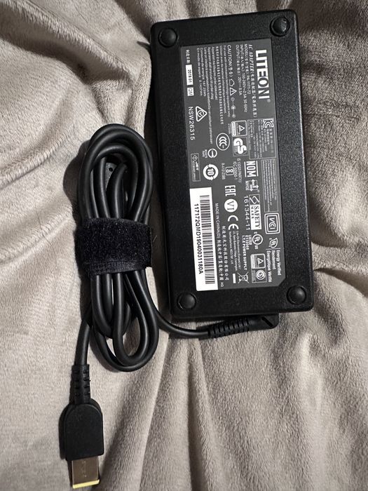 Оригінальні Б/Ж 20V 8.5A 170W Asus, Lenovo, Nitro, Predator.