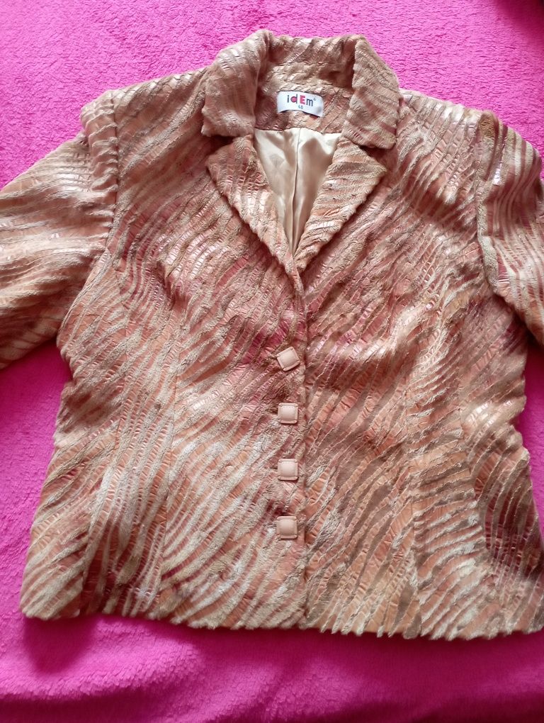 Нарядный женский пиджак, жакет 48-50 размер