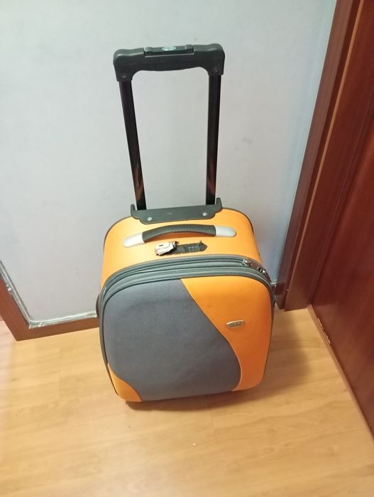 Vendo mala de viagem, mala de  cabine