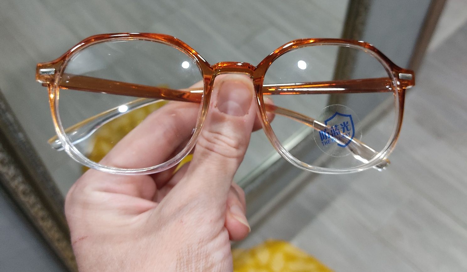 Новые стильные прозрачные очки