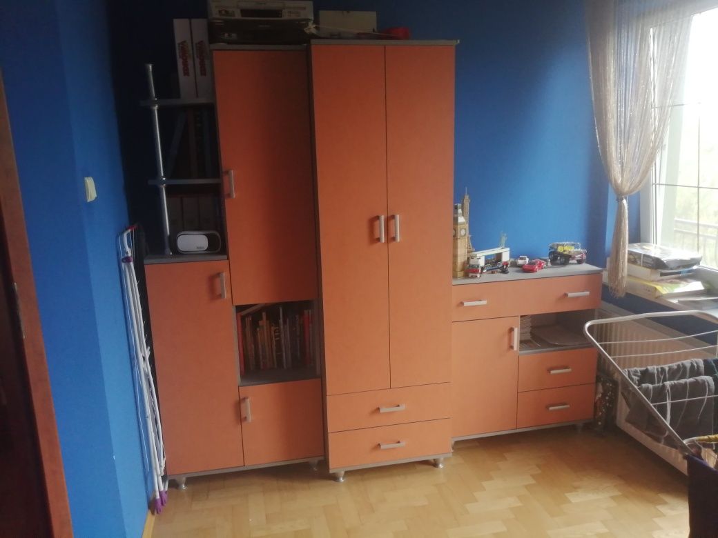 Zestaw mebli dziecięcych