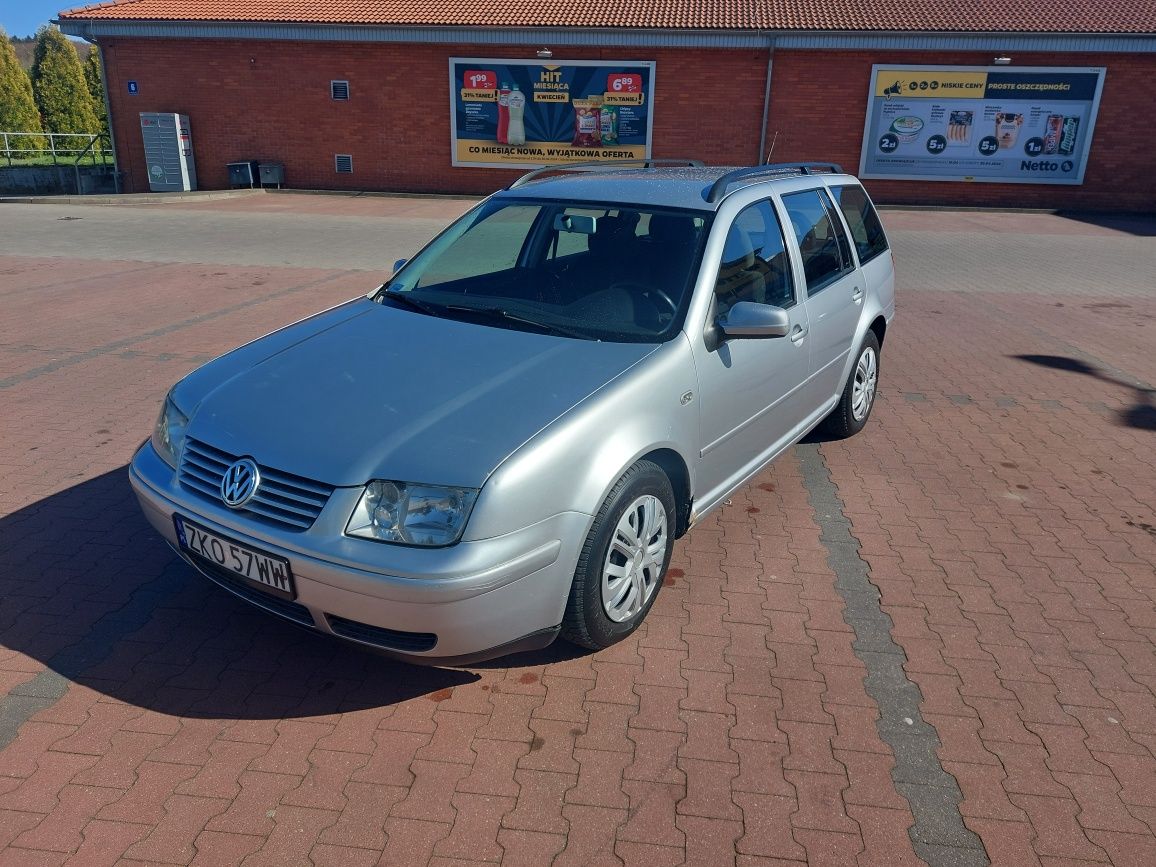 VW Bora Kombi 1.6 benzyna 2001