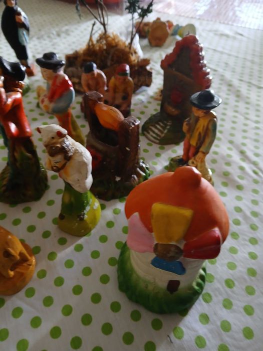 Conjunto de figuras de cascata (1 partido e outro colado)