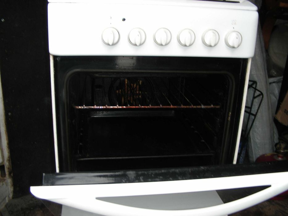 elektryczo gazowa kuchnia