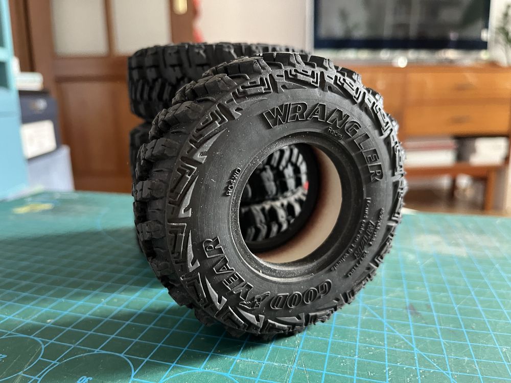 Opony 1/10 rc4wd goodyear wrangler 1.9, 4.19