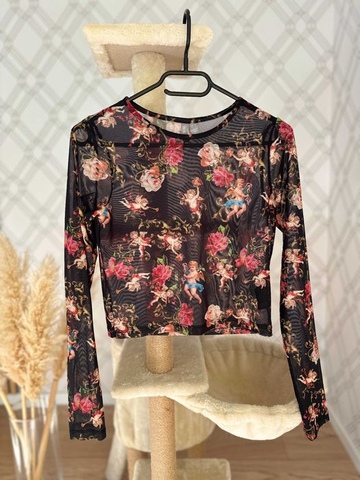 Czarny tiulowy siateczkowy crop top w kwiaty i aniołki