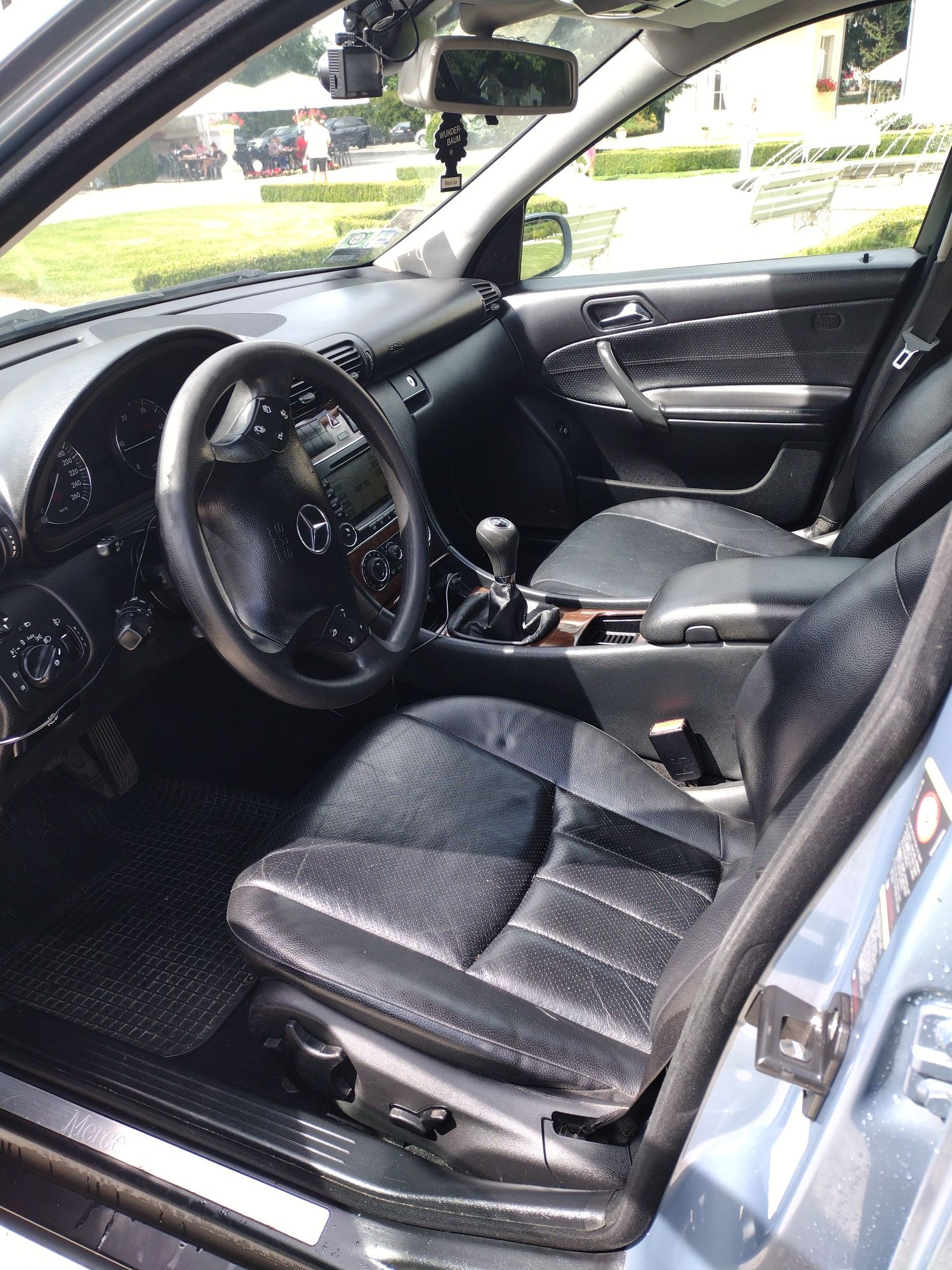 Piękny Mercedes C Klasa W203 Lift Opłaty, Ocynk, BEZ rdzy, bogaty