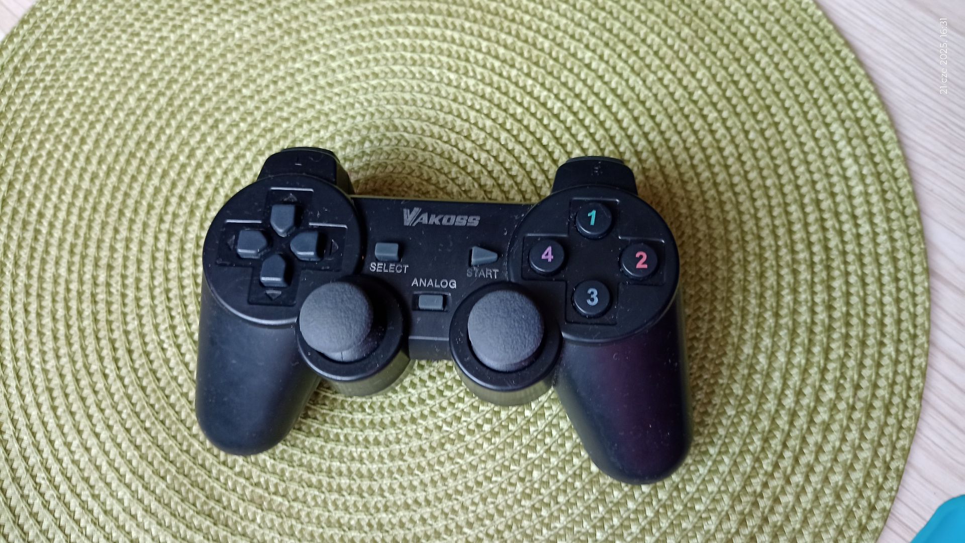 Pad do PlayStation 2 kontroler