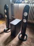 Dwa głośniki i subwoofer Samsung
