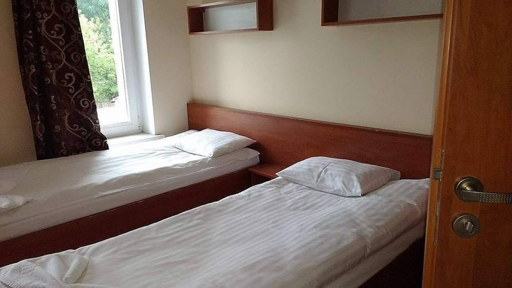 Hotel Willa Marina WIDZEW Noclegi blisko C.H. Tulipan Łódź