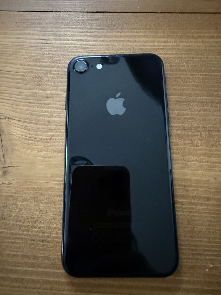 iPhone 7 Jet Bleck 128GB