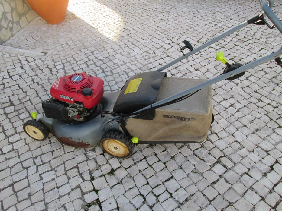 Corta relva a Gasolina Marca Honda