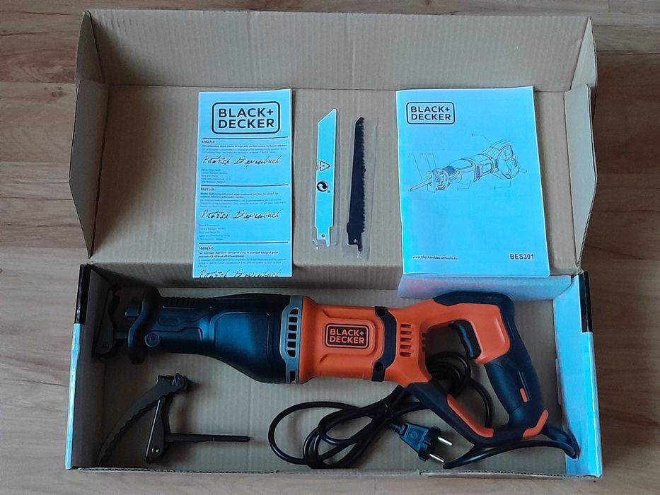 Piła szablasta Black&Decker  BES301 - QS  nowa nieużywana