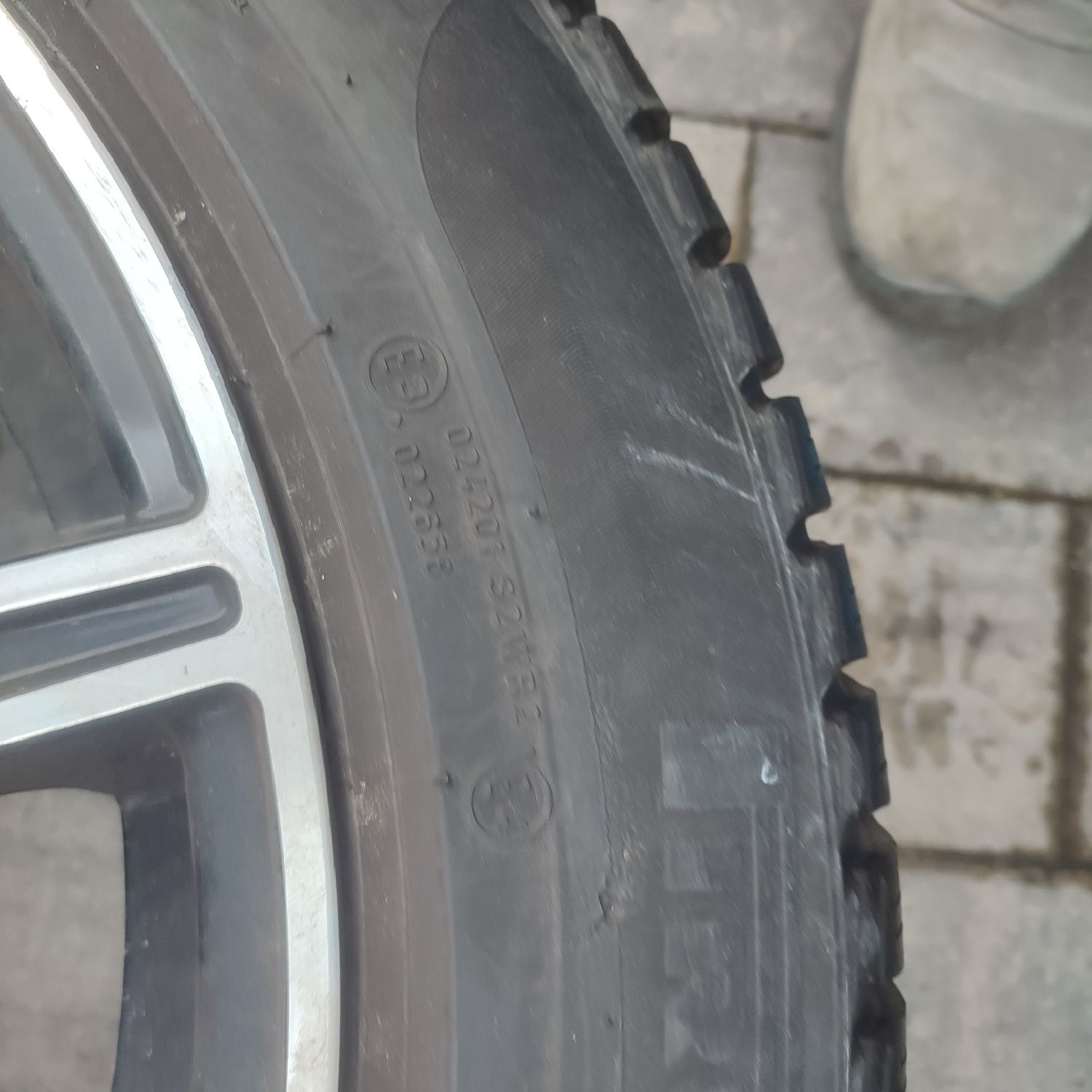 Felgi Alutec 18" z oponami Pirelli 225/55/18 Mitsubishi Outlander AsX