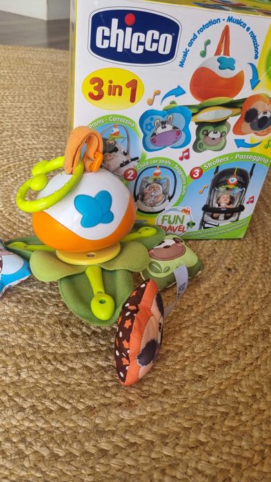 Brinquedo de música Chicco
