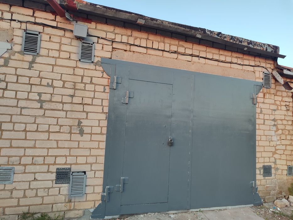 Гараж а/к Металлург под  микроавтобус