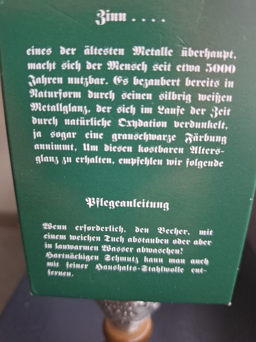 Metalowy kielich ozdobny z cyny 95%