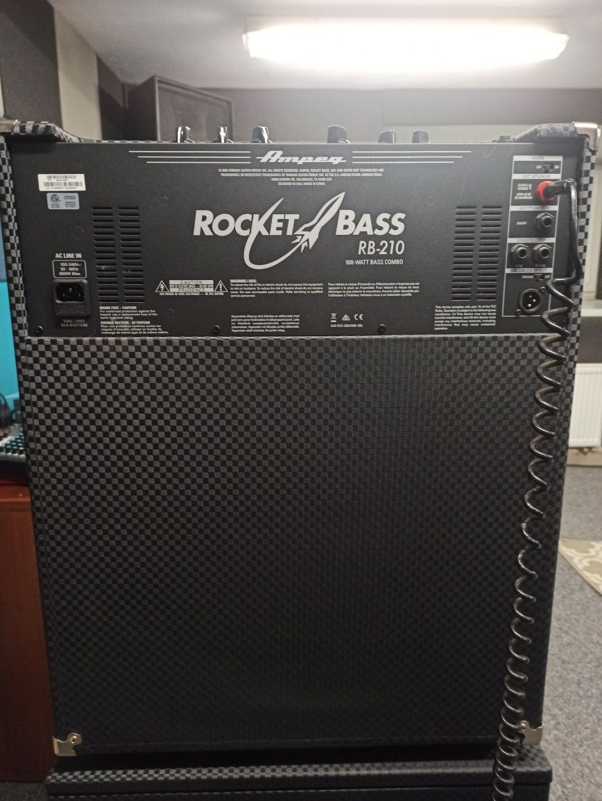 Ampeg RB 210 Ampeg PF 115