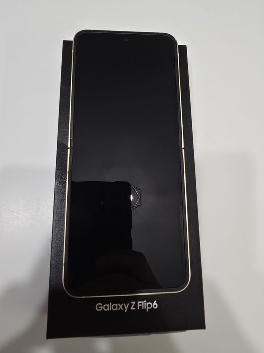 Samsung Flip 6 256gb - Jak nowy